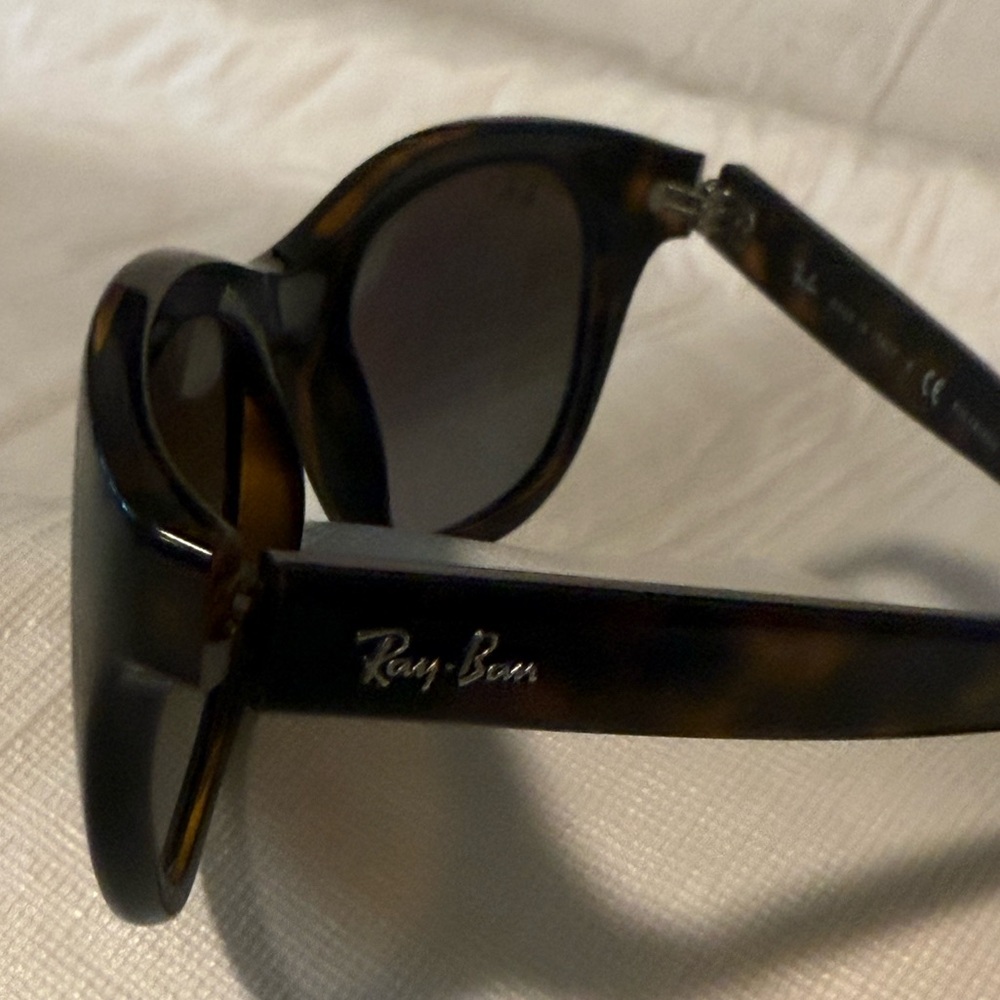 Ray-Ban Women's Brown Cat-Eye Sunglasses - Picture 3 of 10